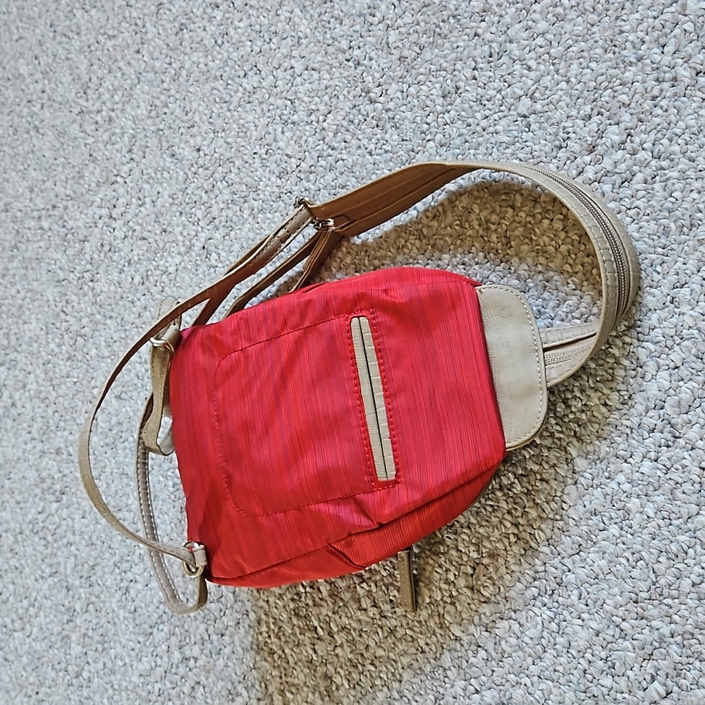 Multi-sac Small Backpack. - Picture 7 of 14